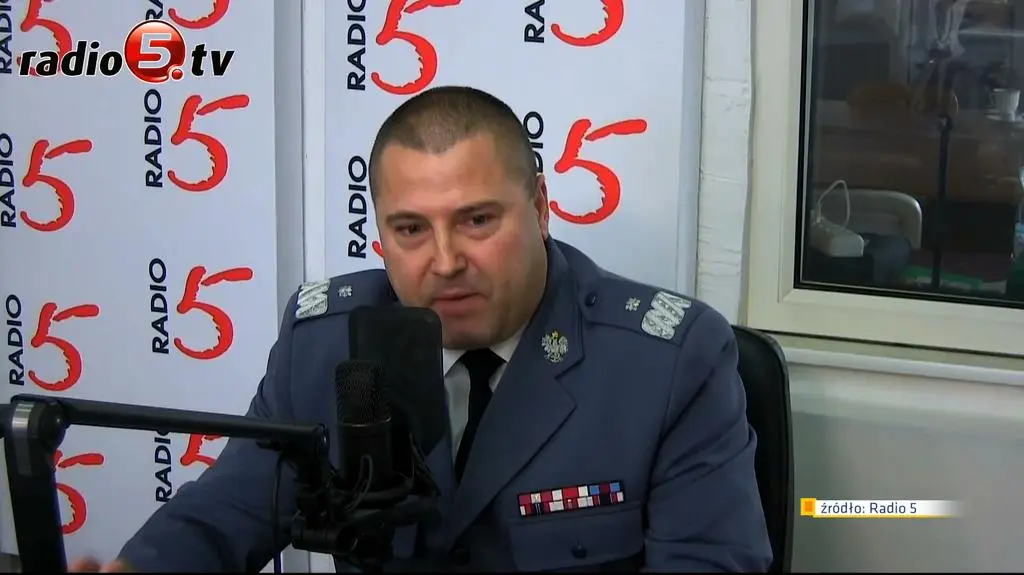 Radiowy występ komendanta. Konkurs na najlepszy anonim?