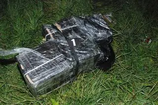 Pogranicznicy w przemycie znaleźli prawie pięć tysięcy paczek papierosów 