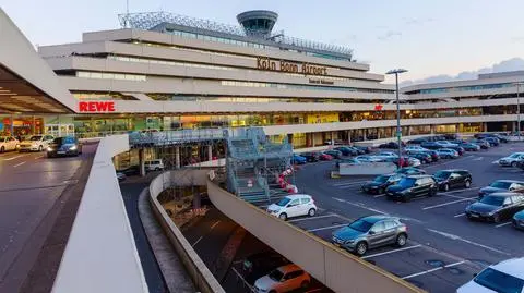 Strajki na europejskich lotniskach. Utrudnienia dla tysięcy pasażerów