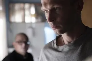 Dawid Ogrodnik i Piotr Trojan na planie "Johnny'ego"