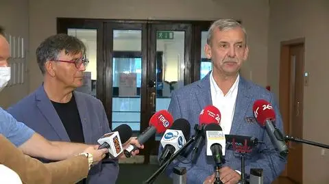 Broniarz o środkach ochronnych dla szkół