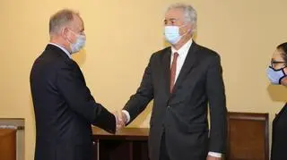 Nikołaj Patruszew (z lewej) i William Burns w czasie spotkania 
