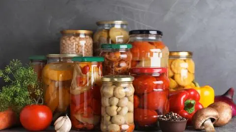 Partia sałatki wycofana z obrotu. "Stwierdzenie obecności ciała obcego"