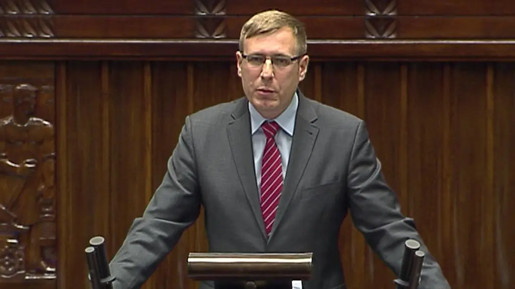 PiS składa wniosek o przyjęcie uchwały dotyczącej obrony suwerenności Polski