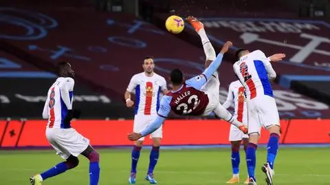 Rekordowy transfer Ajaksu. Barcelona zaciska pasa