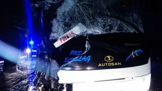 Autobusem podróżowało 14 osób