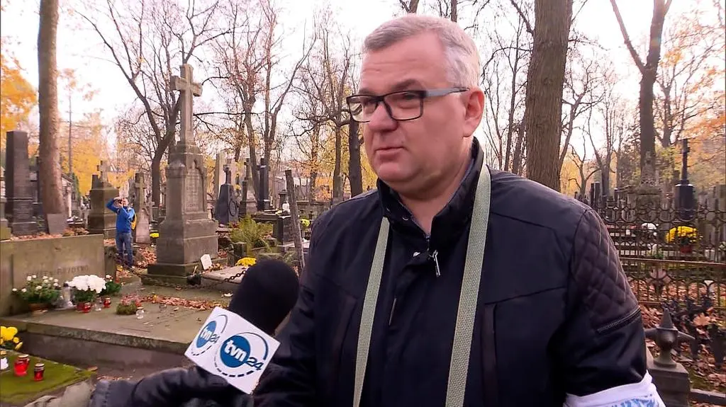 Prowadzący Szkło kontaktowe w TVN24 na kweście