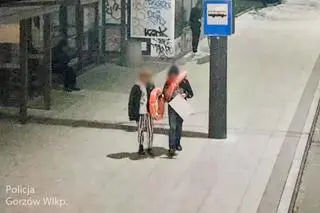 Zabrali koła ratunkowe dla zabawy