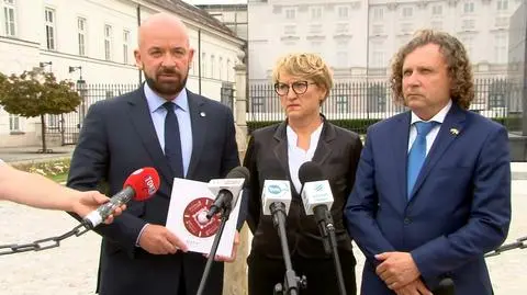 Spotkanie samorządowców z prezydentem. Andrzej Duda dostał białą księgę