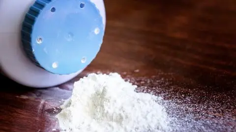 Wiedzieli od dekad o azbeście w talku. Teraz wycofują puder dla dzieci