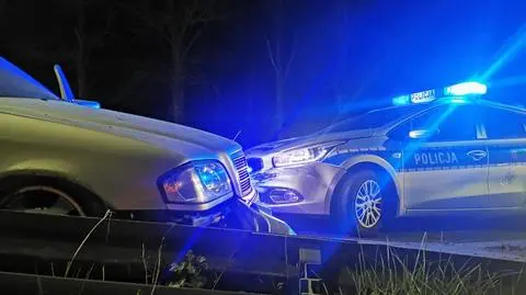 Pościg w Koszalinie. Kierowca uciekł do lasu, zatrzymali go po kilku godzinach