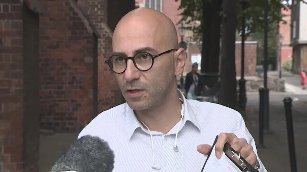 KOD zawiadamia prokuraturę ws. incydentu na pogrzebie