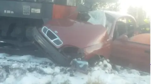 Wjechał pod pociąg towarowy, nie żyje