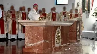 Marmur w kościele pod wezwaniem św. Teresy Benedykty od Krzyża