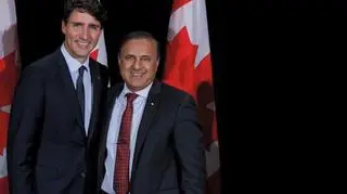 Shafqat Ali podczas swojej kampanii z premierem Kanady Justinem Trudeau