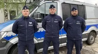 Mundurowi uratowali życie 38-letniej kobiety 