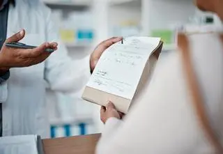 Problem z e-receptami. Jak wykupić leki?
