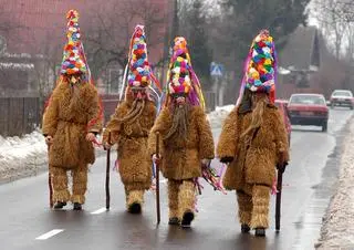 Brodacze pojawiają się na ulicach Sławatyczach 29, 30 i 31 grudnia (zdjęcie z 2005 roku) 