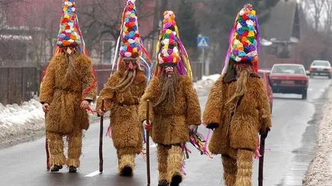 Brodacze pojawiają się na ulicach Sławatych 29, 30 i 31 grudnia (zdjęcie z 2005 roku) 