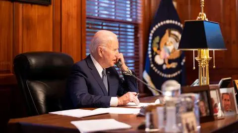 Joe Biden rozmawiał telefonicznie z Władimirem Putinem