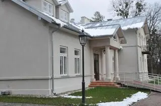 Dwór został odrestaurowany