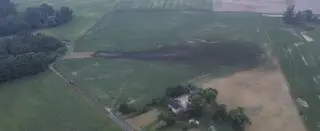 Sobiczewy. Rozlana na polu ropa z rurociągu