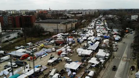 Na targowisku we Wrocławiu nie wszyscy przestrzegali reżimu sanitarnego