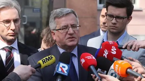 Zostało zadanych wiele pytań. Komorowski przesłuchany