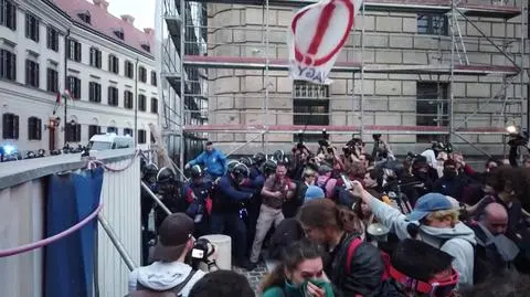Mówią o "prawie zemsty" Orbana. Uczniowie protestowali w imieniu nauczycieli