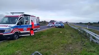 Dachowanie busa na A2