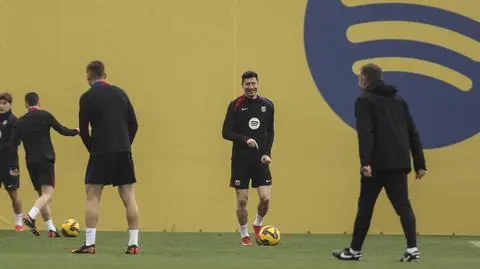 Bez chwili wytchnienia. Lewandowski już trenował z Barceloną 