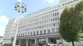 Bohater infoafery, prawomocny wyrok i kontrakty w Agencji Rozwoju Przemysłu