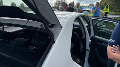 Policja zatrzymała ojca chłopca, zabranego z ulicy do auta