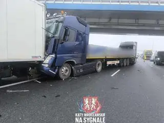Zderzenie czterech ciężarówek na A8