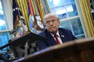 Donald Trump w Gabinecie Owalnym