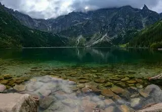 Jak zdobywać szczyty w maju i przeżyć
