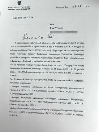 Dokumenty dotyczące zarobków w Prokuraturze Krajowej
