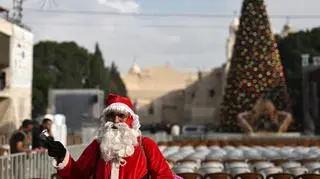 Choinka bożonarodzeniowa rozbłysnęła w Betlejem