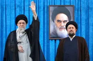 Ali Chamenei i Hassan Chomeini (czerwiec 2025)