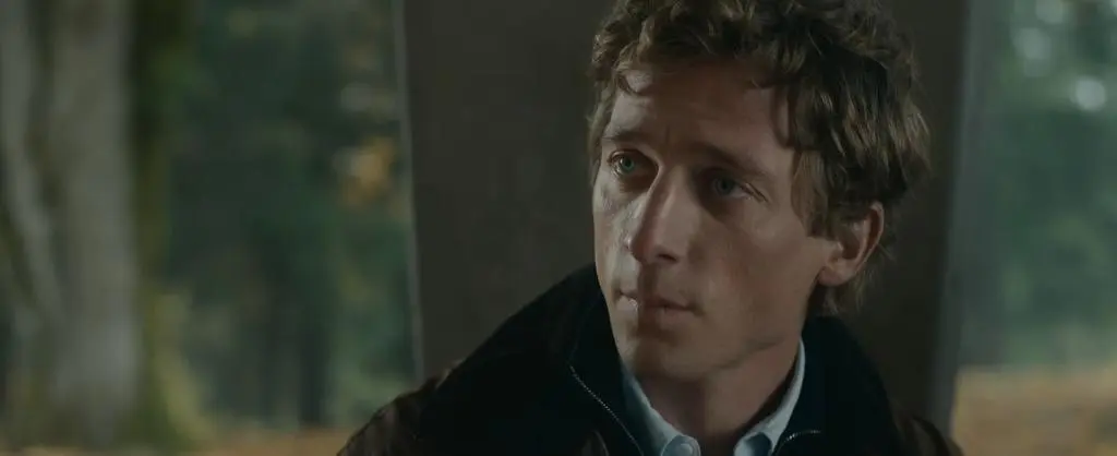 Jeremy Allen White jako Jeff Horwitz