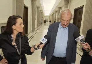 Jak zagłosuje PiS w sprawie weta prezydenta? Terlecki odpowiada