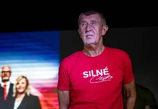 "Rządzić państwem jak firmą". Wywrócił system do góry nogami