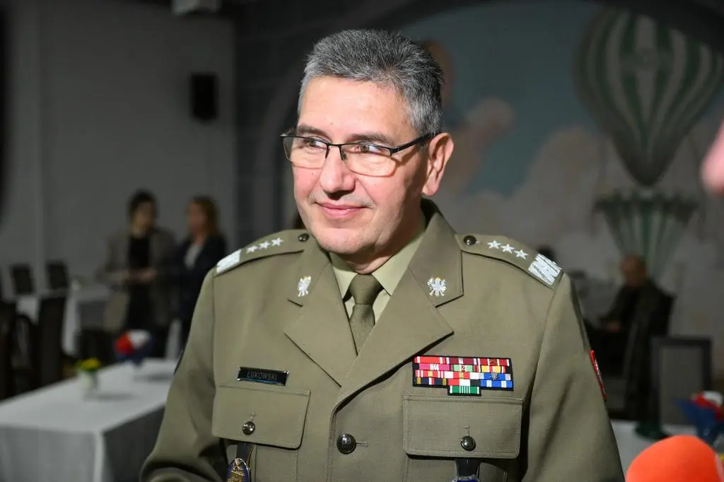 gen. broni Dariusz Łukowski 