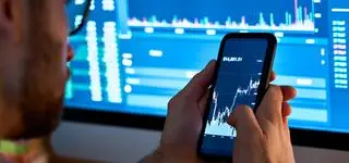 Doniesienia w sprawie giełdy kryptowalut. Żurek: coś tu śmierdzi