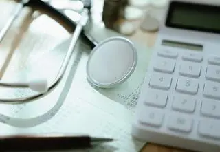 Problemy z finansowaniem ochrony zdrowia narastały od lat. "Serce krwawi"