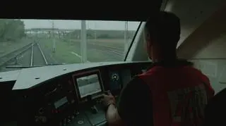 Ostrzegaliśmy, jak łatwo zatrzymać pociąg. Co przez rok zrobił rząd? 