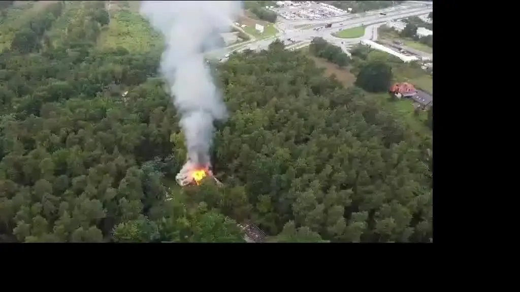 ac5f0884-7a82-4574-a3c0-af86975f5c3c-480p