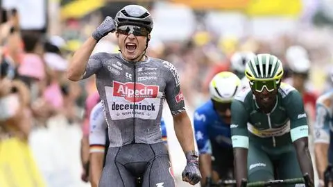 Emocje na finiszu. Philipsen wykonał świetną pracę