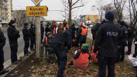 Ostatnie Pokolenie blokowało w niedzielę Wisłostradę