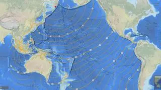 Tsunami koło Pietropawłowska - tak rozchodzą się fale